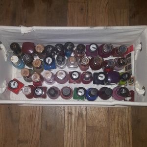 Bundle of nailpolish